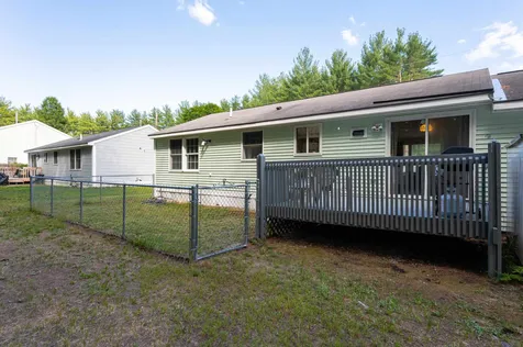 20 Delaware Road Nashua NH 03062