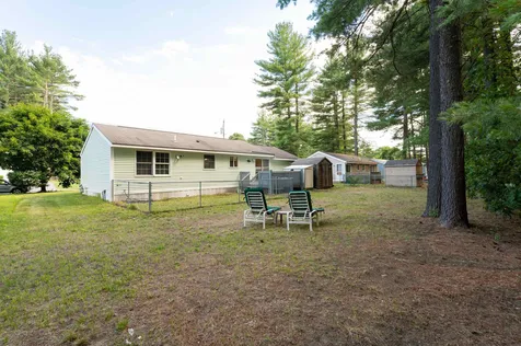 20 Delaware Road Nashua NH 03062