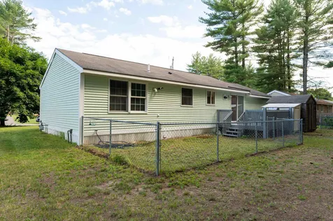 20 Delaware Road Nashua NH 03062