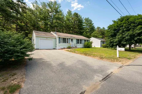 20 Delaware Road Nashua NH 03062