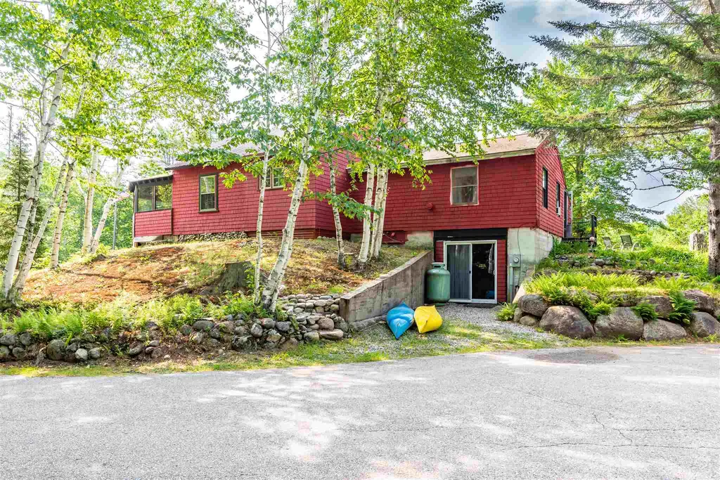 277 Chinook Trail Tamworth NH 03886