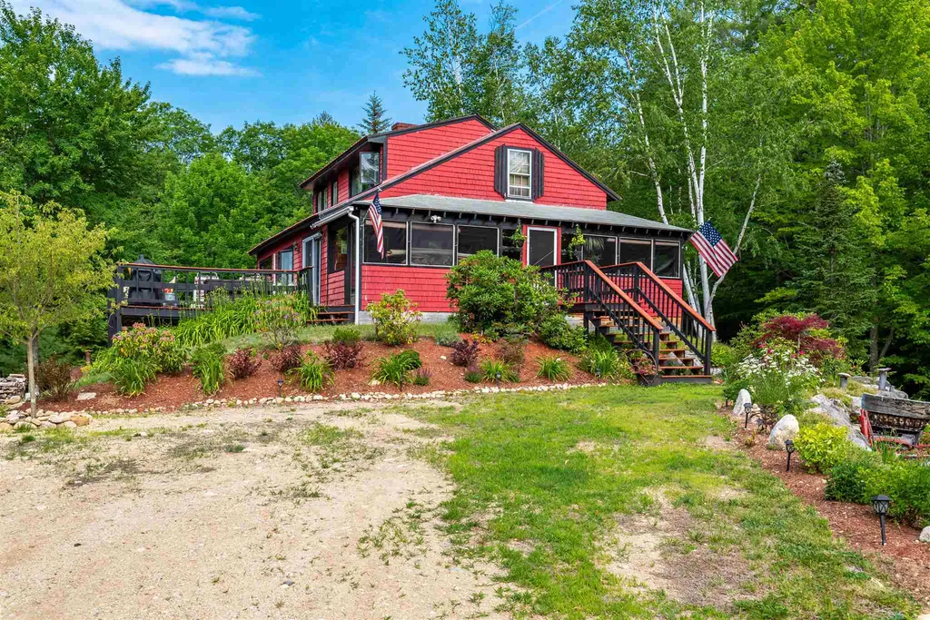 277 Chinook Trail Tamworth NH 03886