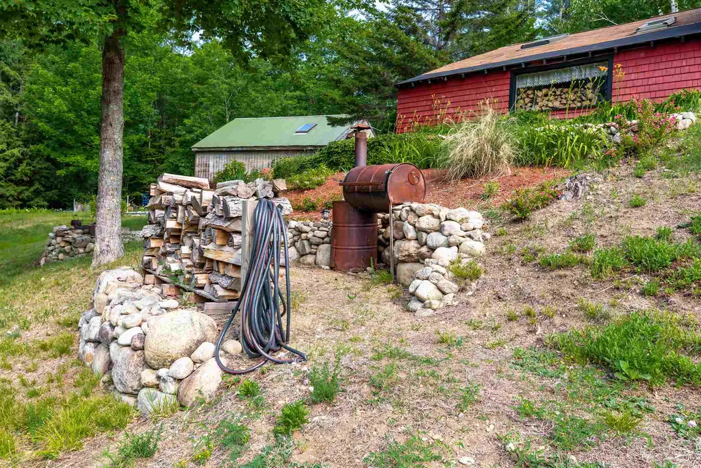277 Chinook Trail Tamworth NH 03886