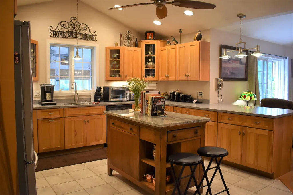 3 Wallace Way Milton NH 03851