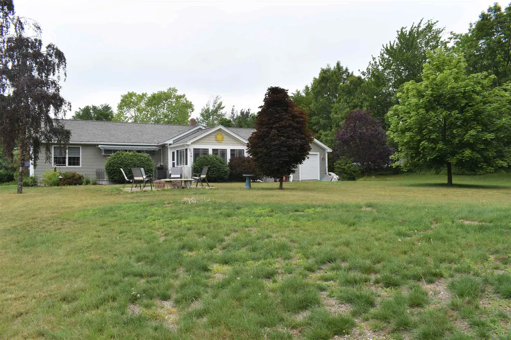 3 Wallace Way Milton NH 03851