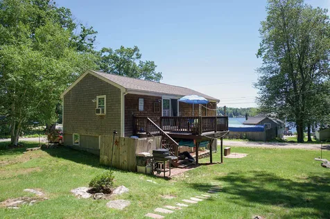 4 Birch Drive Sandown NH 03873