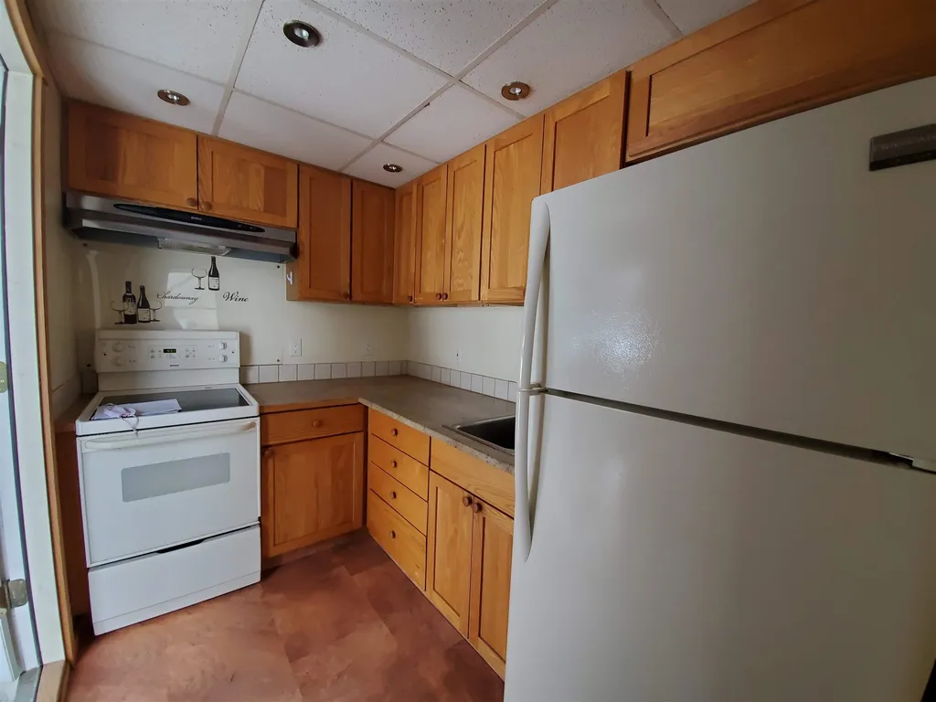 30 Nh Route 118 Canaan NH 03741