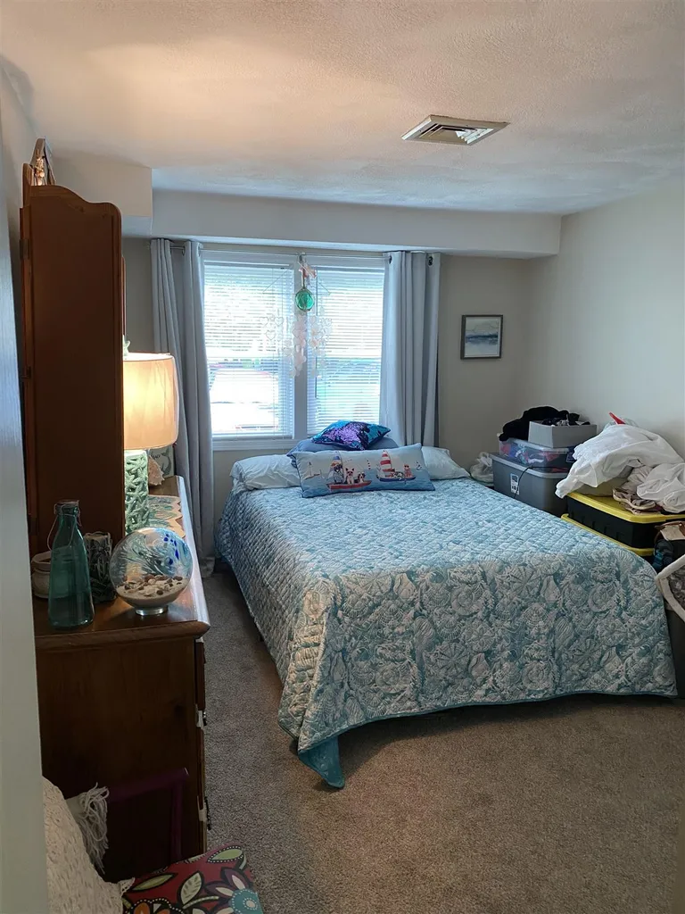 4 Heritage Village Drive Nashua NH 03062