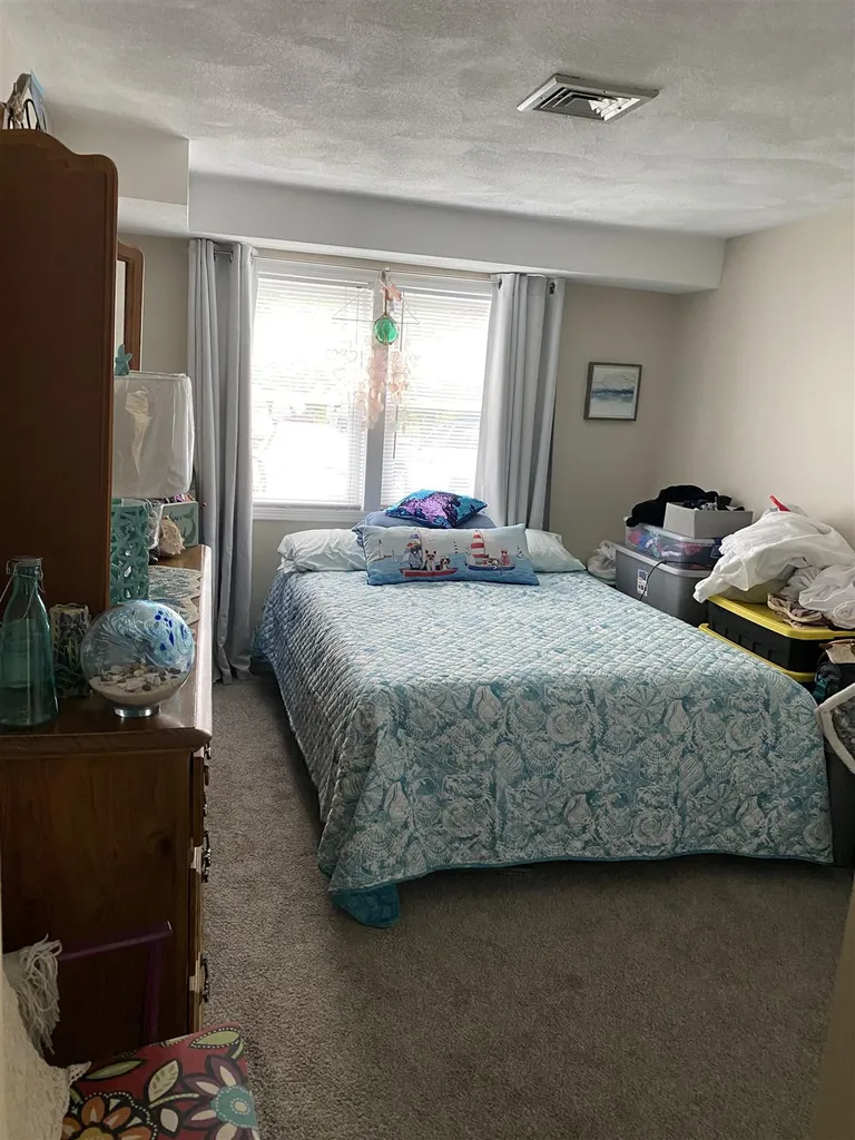 4 Heritage Village Drive Nashua NH 03062