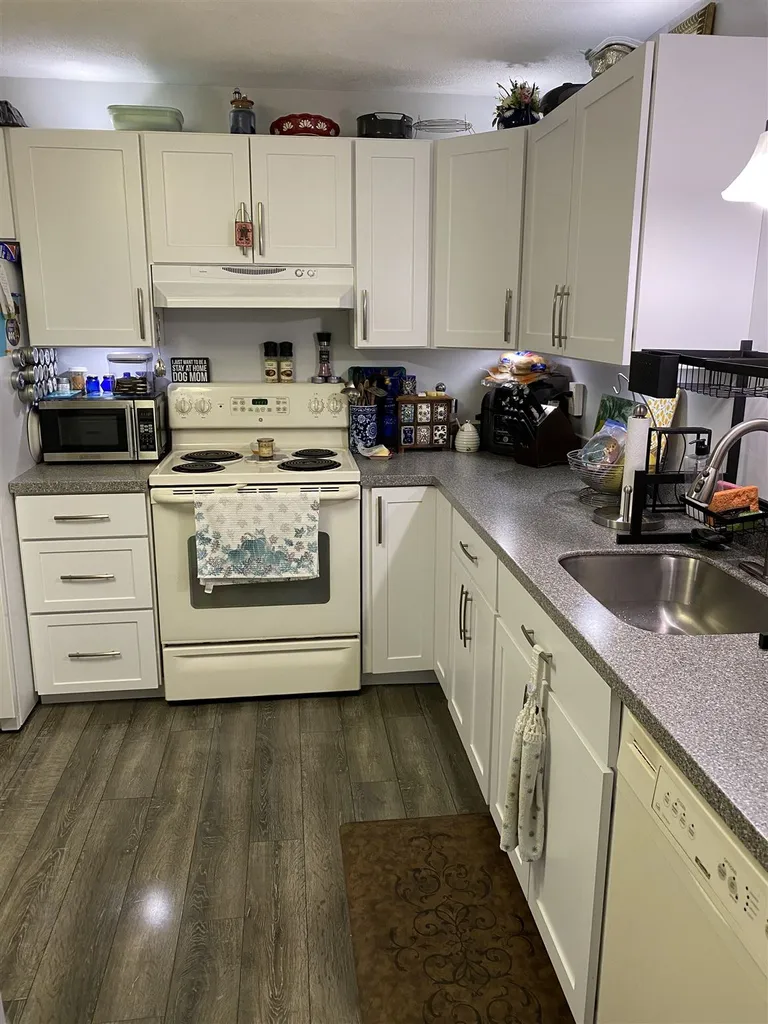 4 Heritage Village Drive Nashua NH 03062