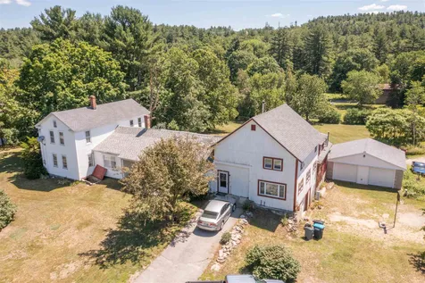 1292 Mammoth Road Pelham NH 03076