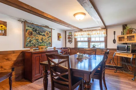 1292 Mammoth Road Pelham NH 03076