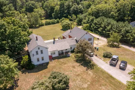 1292 Mammoth Road Pelham NH 03076