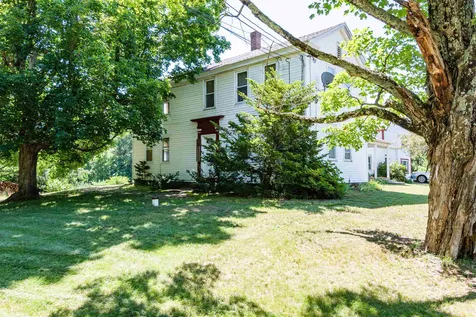 1292 Mammoth Road Pelham NH 03076
