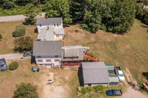 1292 Mammoth Road Pelham NH 03076