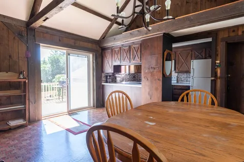 1292 Mammoth Road Pelham NH 03076