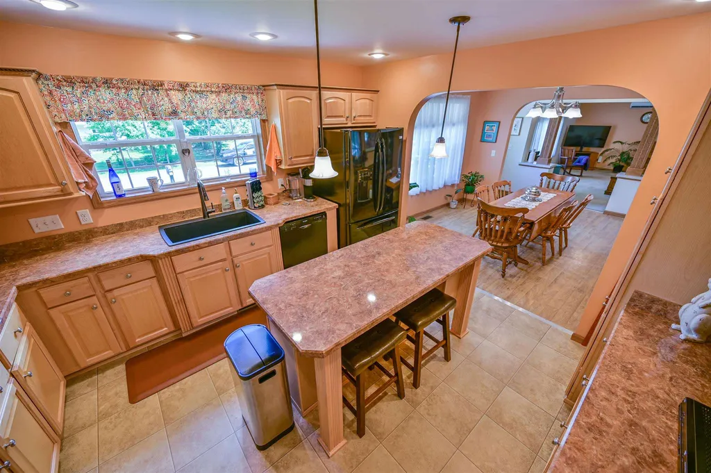 8 Skylark Terrace Barre Town VT 05641