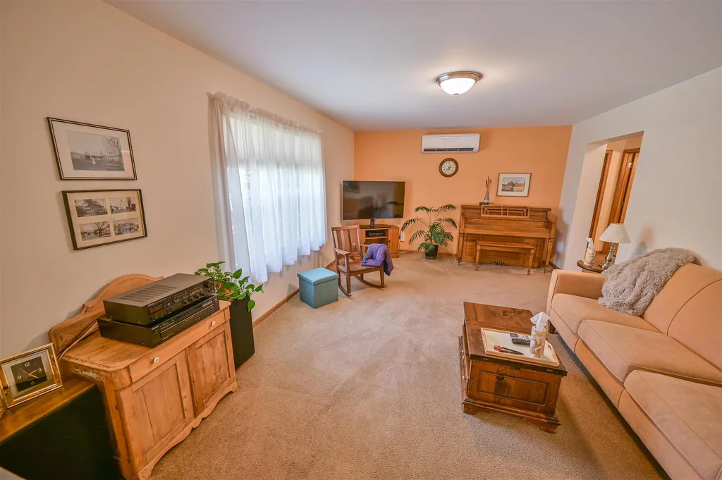 8 Skylark Terrace Barre Town VT 05641