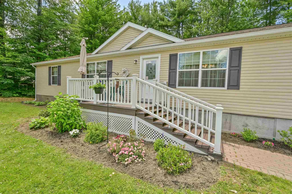 8 Skylark Terrace Barre Town VT 05641