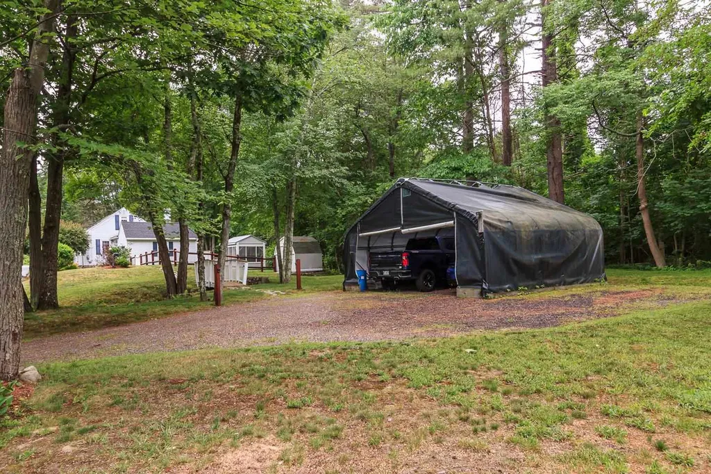 2028 Lake Shore Road Manchester NH 03109