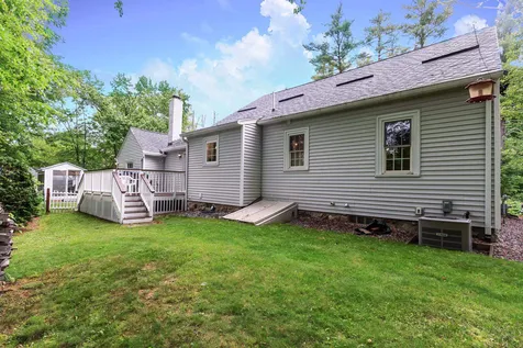 2028 Lake Shore Road Manchester NH 03109