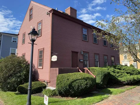 407 The Hill Portsmouth NH 03801