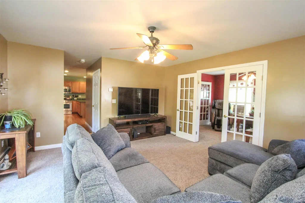 6 Steeplechase Lane Milton VT 05468