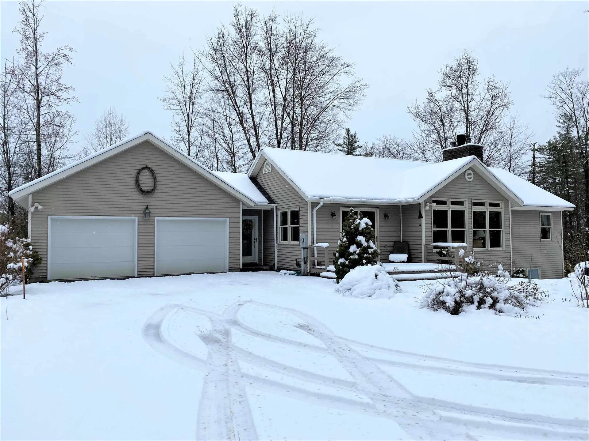 181 Brothers Road Hartland VT 05048