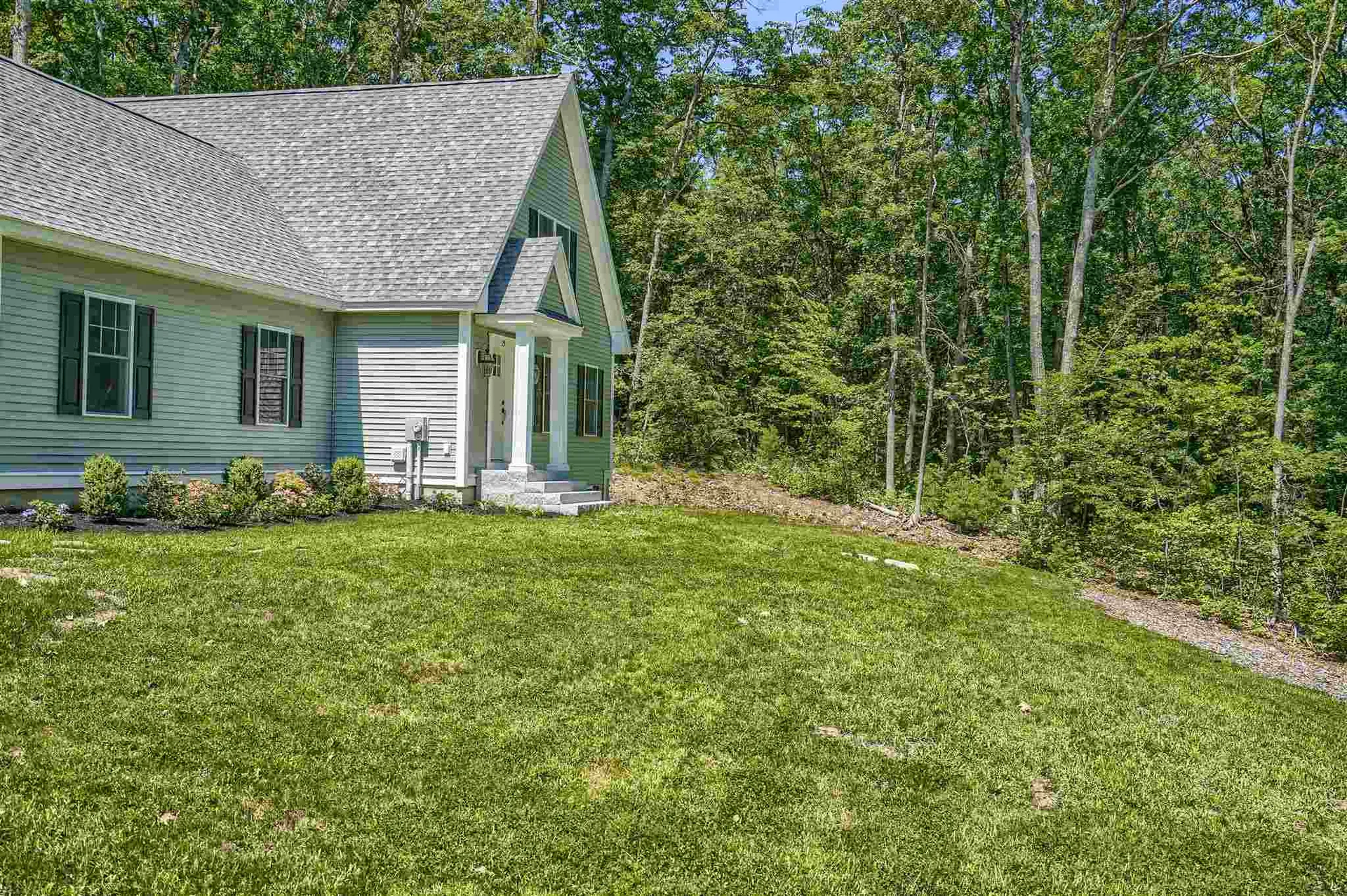 29 Third Street Windham NH 03087