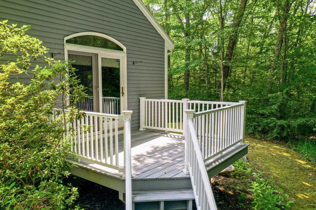 4 Swain Road Meredith NH 03253