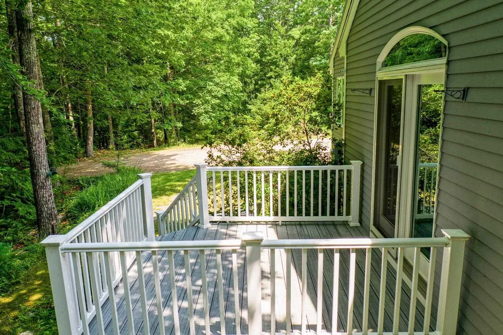 4 Swain Road Meredith NH 03253