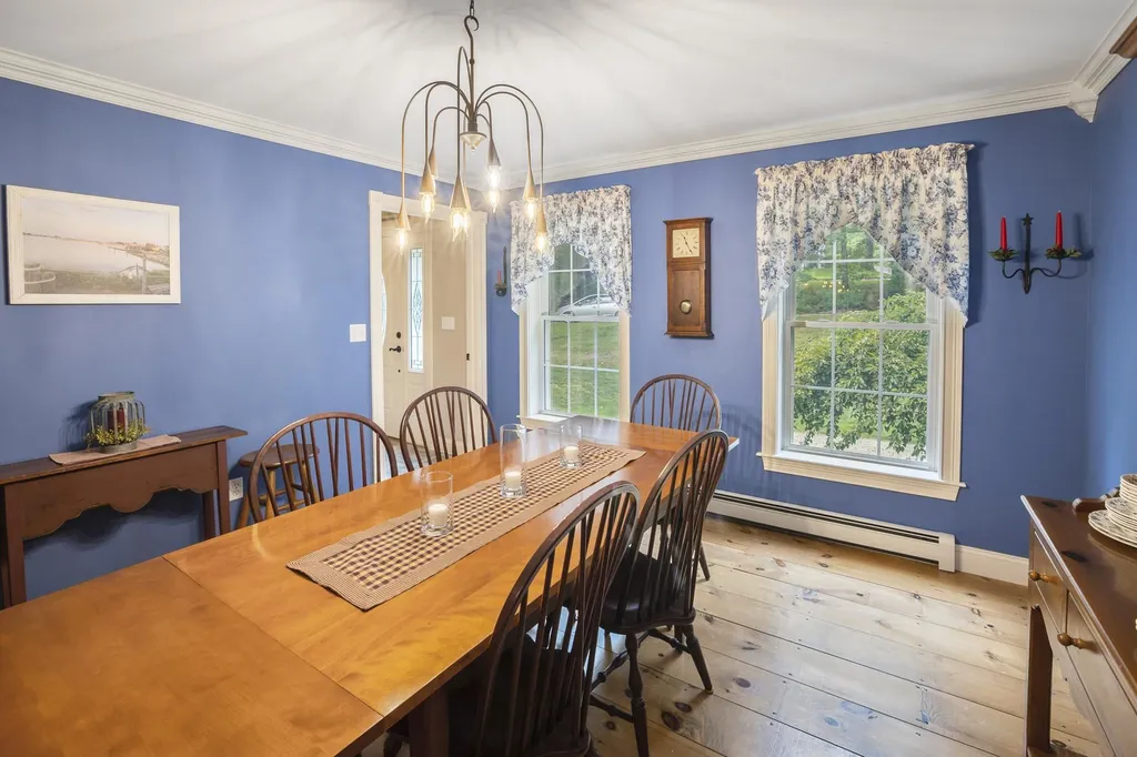 113 Laurel Lane New Boston NH 03070