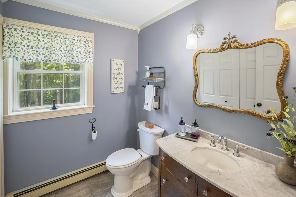 113 Laurel Lane New Boston NH 03070