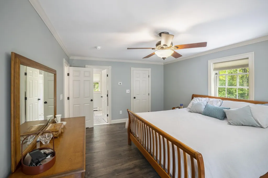113 Laurel Lane New Boston NH 03070