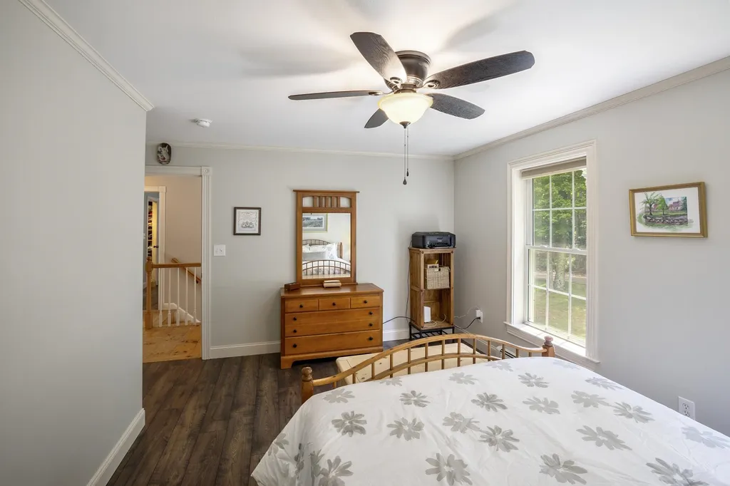 113 Laurel Lane New Boston NH 03070