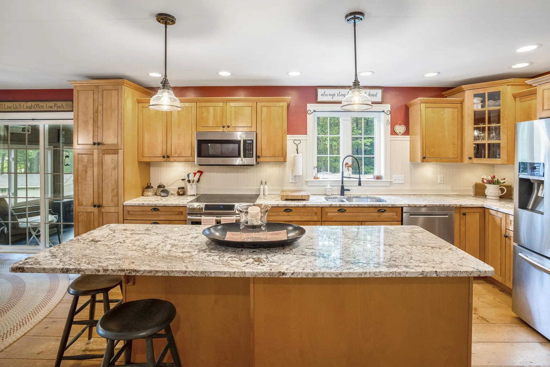 113 Laurel Lane New Boston NH 03070