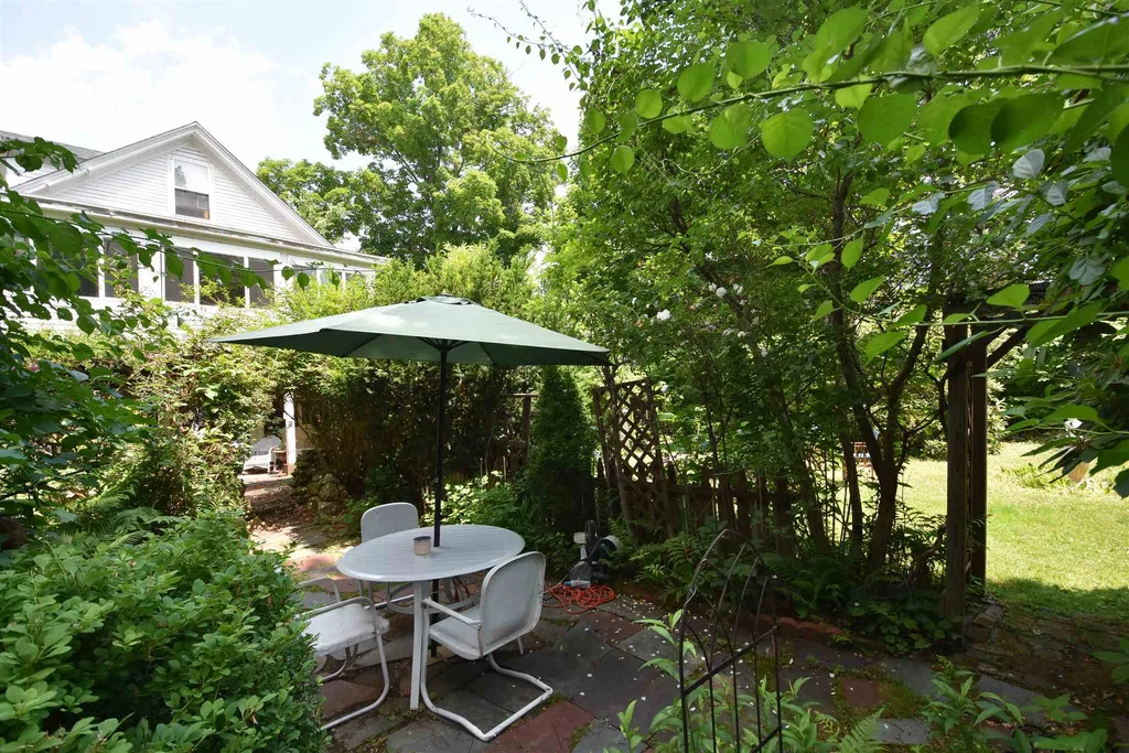 10 Water Street Meredith NH 03253