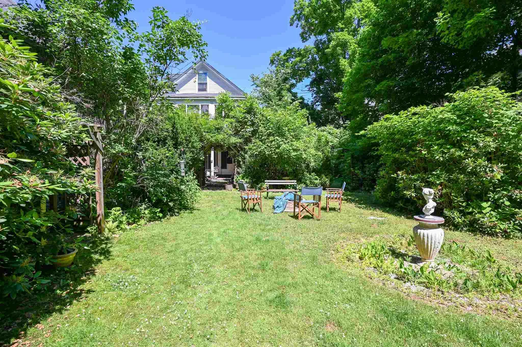 10 Water Street Meredith NH 03253