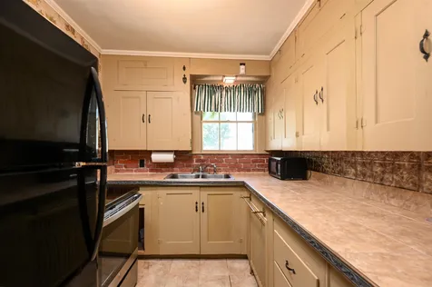 10 Water Street Meredith NH 03253