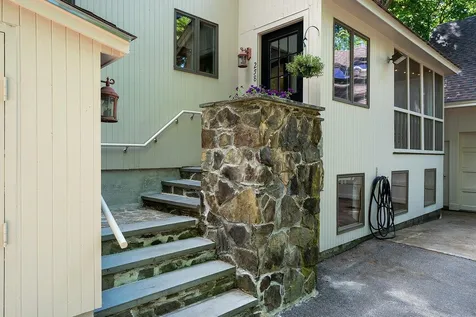258 Shore Drive Salem NH 03079