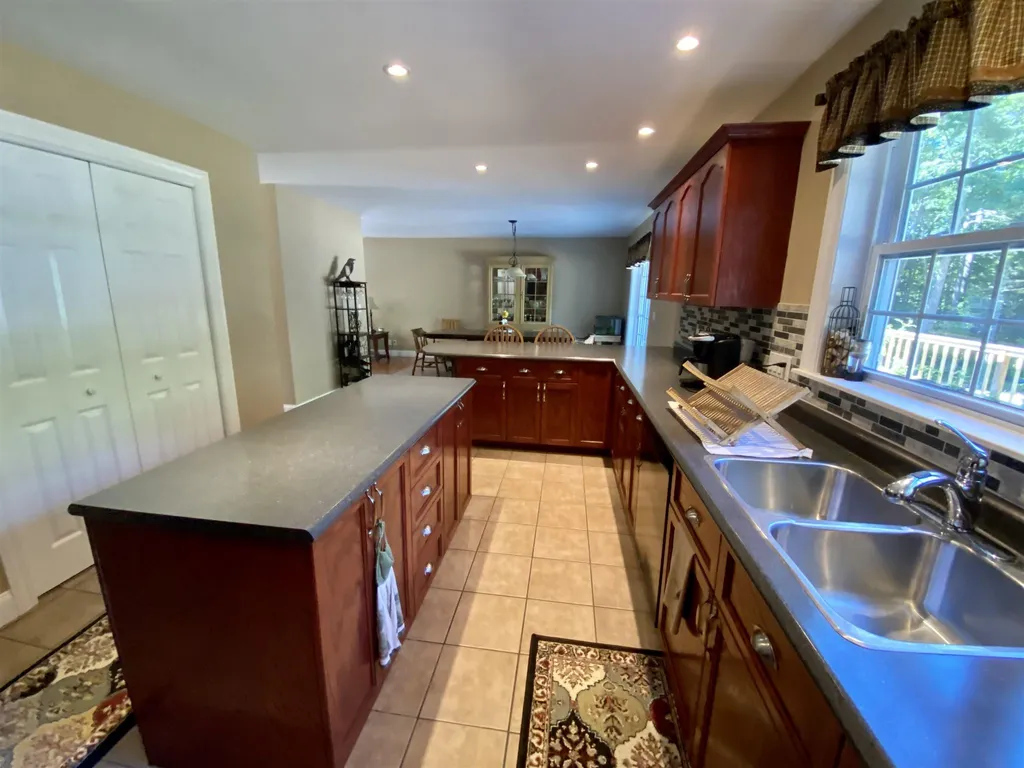 24 Grannis Street Claremont NH 03743