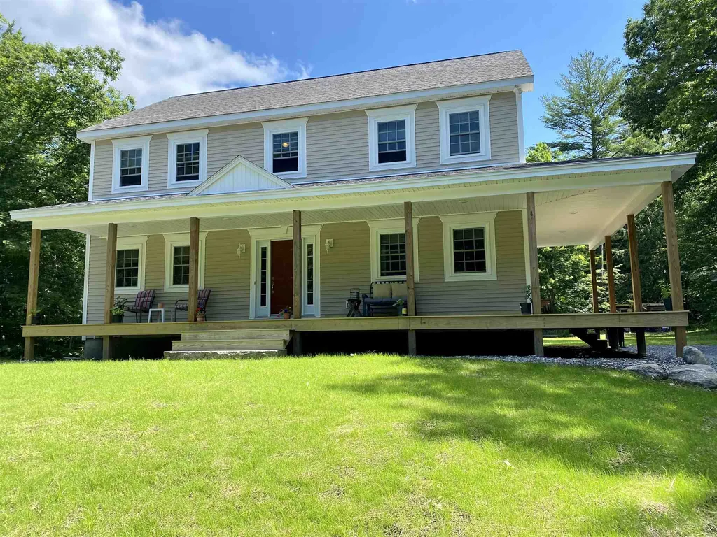 24 Grannis Street Claremont NH 03743