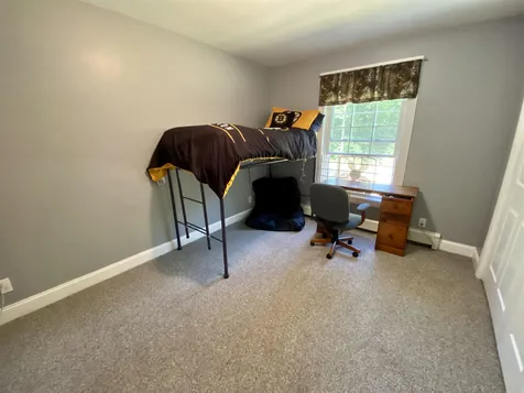 24 Grannis Street Claremont NH 03743