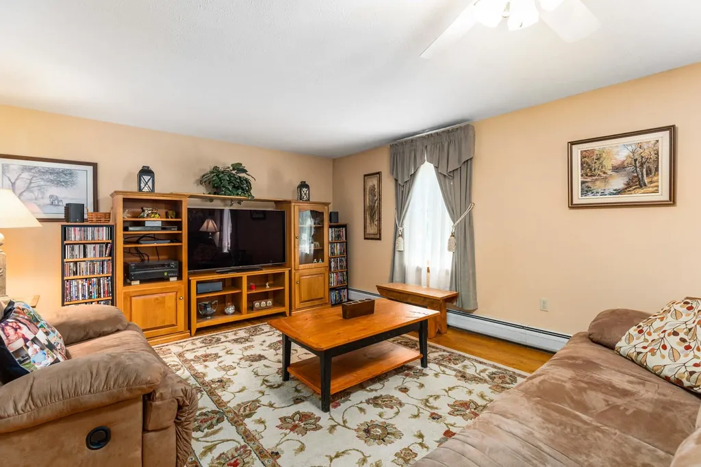 938 Salmon Falls Road Rochester NH 03868