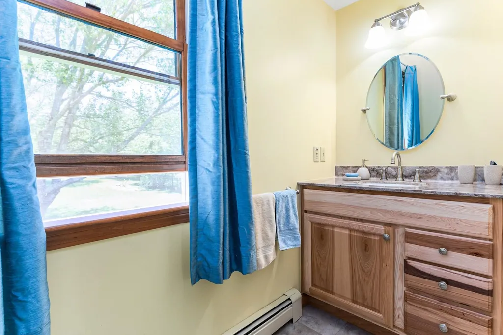 938 Salmon Falls Road Rochester NH 03868