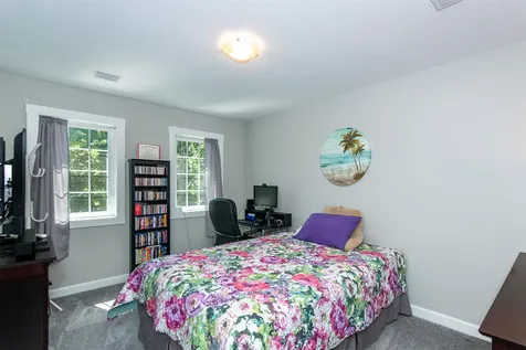 14 Leathers Lane Dover NH 03820