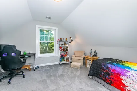 14 Leathers Lane Dover NH 03820