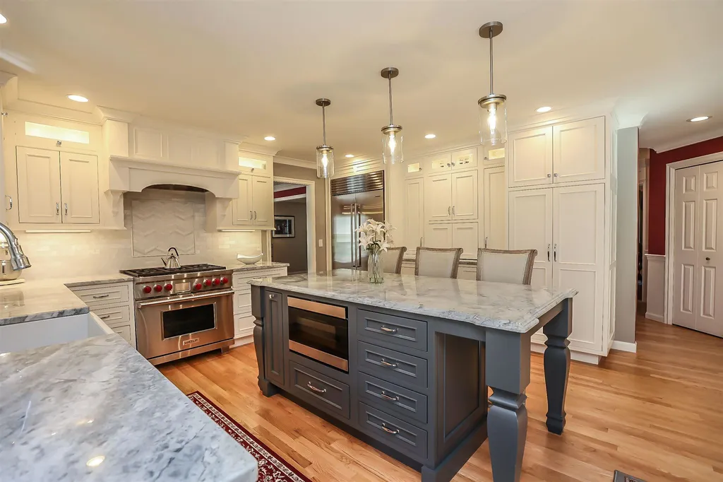 349 Whitford Street Manchester NH 03104