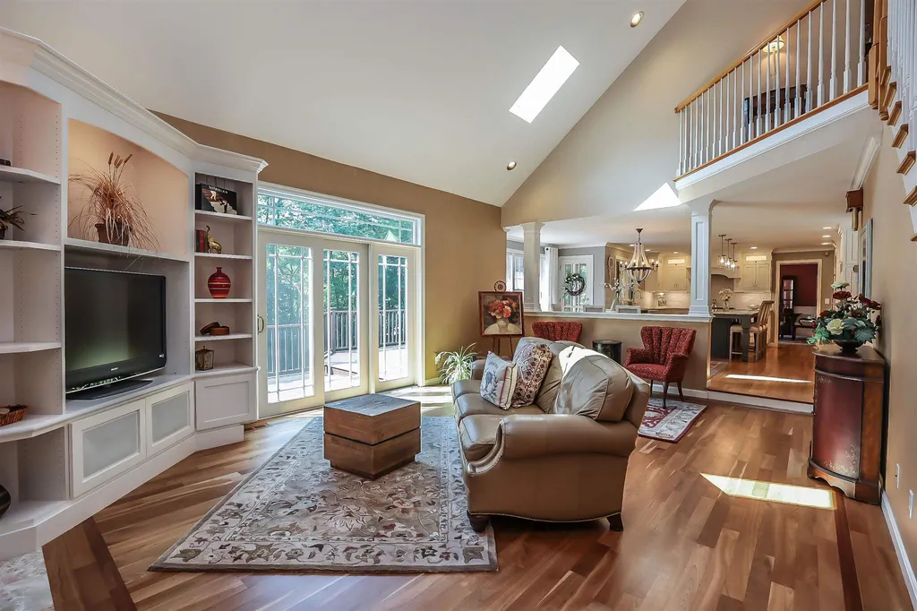 349 Whitford Street Manchester NH 03104