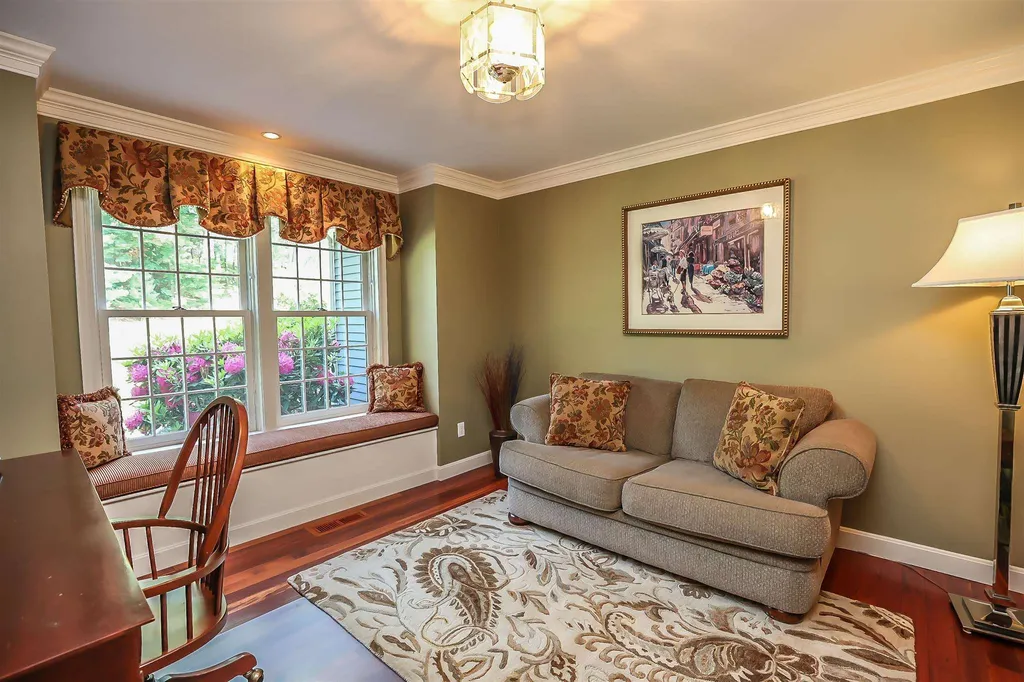 349 Whitford Street Manchester NH 03104